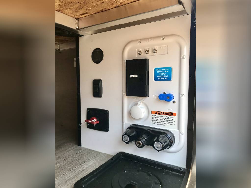 New 2023 Grand Design Travel Trailer RV - Image 37