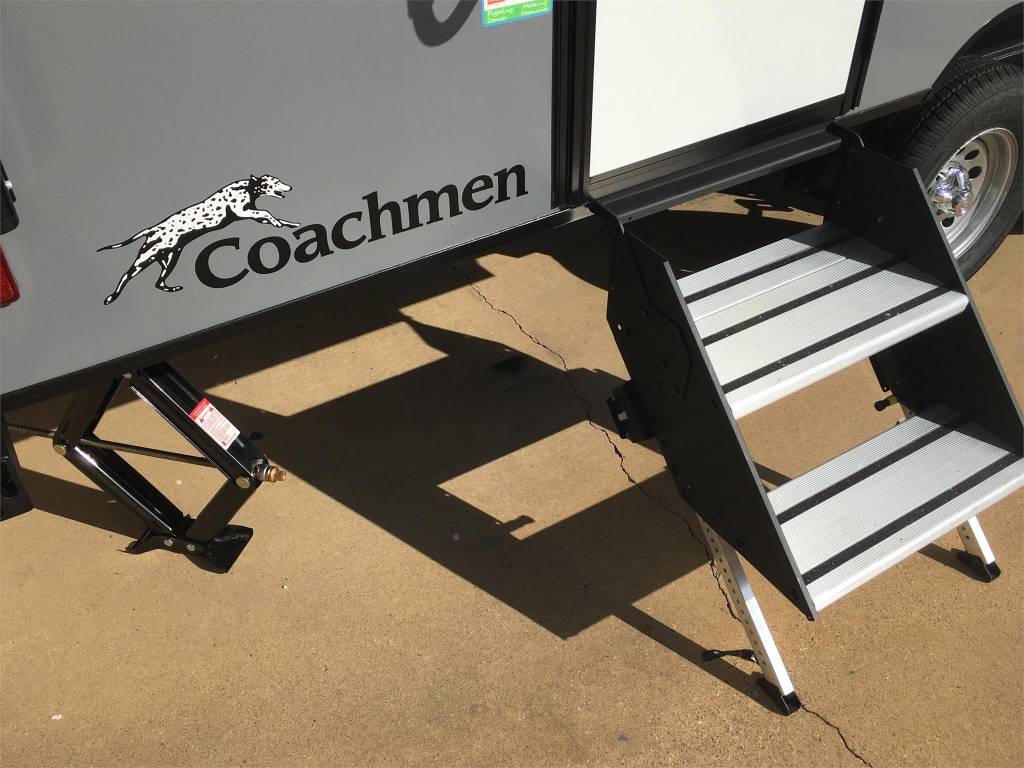 New 2023 Coachmen Travel Trailer RV - Image 57